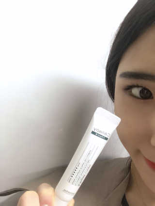 셀라피 에이리페어플러스크림 — 4.67점을 준 리뷰어가 2018년 3월 올린 사용 사진