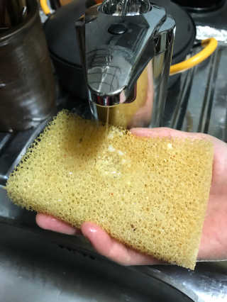 기분좋은선택 스마트 디스펜서 250 — 3.5점을 준 리뷰어가 2019년 10월 올린 사용 사진