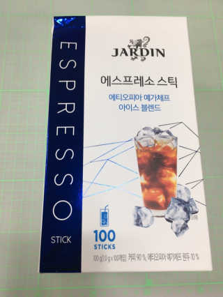 (주)쟈뎅 [쟈뎅] 에스프레소스틱 아이스블렌드 — 5점을 준 리뷰어가 2019년 4월 올린 사용 사진