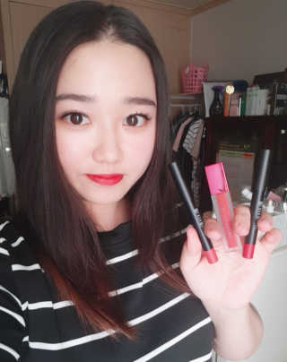 [블랙루즈] 에어 핏 촉촉틴트 + 크리미 벨벳 립크레용 — 4점을 준 리뷰어가 2018년 7월 올린 사용 사진
