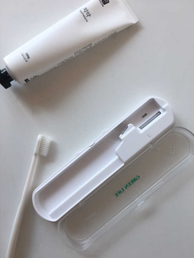청정일기 휴대용 칫솔살균기 리뷰 사진