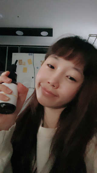 달리프 갈락토미세스 베러 퍼퓸 에센스 — 5점을 준 리뷰어가 2020년 1월 올린 사용 사진