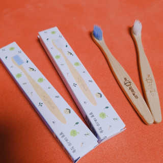 닥터노아 봉봉 유아 대나무 칫솔 4개 세트 — 5점을 준 리뷰어가 2020년 2월 올린 사용 사진