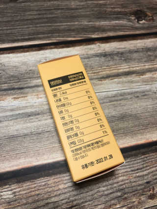 힐링팩토리 오늘도 가볍게 저분자 피쉬 콜라겐 정 — 5점을 준 리뷰어가 2020년 3월 올린 사용 사진