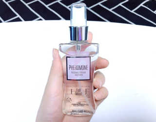레드컨테이너 페로몬향 퍼퓸 바디미스트 80ml — 5점을 준 리뷰어가 2020년 3월 올린 사용 사진