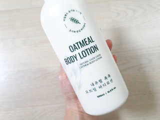 (주)에네스티 내추럴 촉촉  오트밀 바디로션 500ml — 4.5점을 준 리뷰어가 2019년 11월 올린 사용 사진