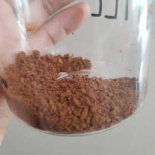 한국맥널티 아이브루 헤이즐넛향 100T — 4점을 준 리뷰어가 2019년 11월 올린 사용 사진