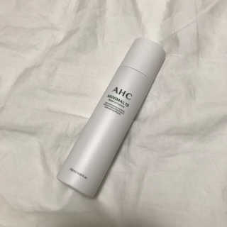 AHC 에이 에이치 씨 미니멀 10 워터리 에센스 — 4점을 준 리뷰어가 2018년 12월 올린 사용 사진