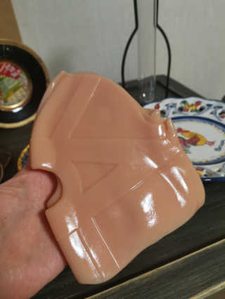 힐링팩토리 힐링케어 실리콘 무릎보호대 — 3.5점을 준 리뷰어가 2020년 2월 올린 사용 사진