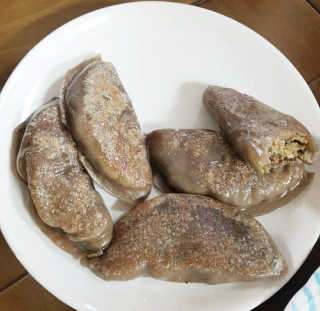 유천냉면 유천 비빔냉면 2인분+메밀지짐만두 280g — 4.83점을 준 리뷰어가 2018년 6월 올린 사용 사진