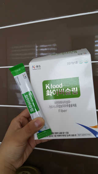 두루원 똥기사의 Kfood 화이버슬림 — 5점을 준 리뷰어가 2018년 7월 올린 사용 사진