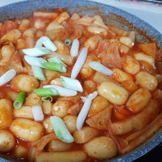 미쓰리떡볶이 just 10 min 패키지 — 4점을 준 리뷰어가 2018년 5월 올린 사용 사진
