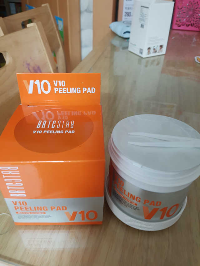 V10 필링패드 리뷰 사진