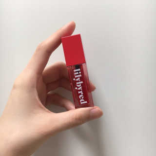 릴리바이레드 쥬시라이어 워터틴트 02 체리 크러쉬인 척 — 5점을 준 리뷰어가 2020년 3월 올린 사용 사진