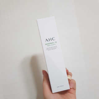 AHC 에이 에이치 씨 미니멀 10 워터리 에센스 — 4점을 준 리뷰어가 2018년 12월 올린 사용 사진