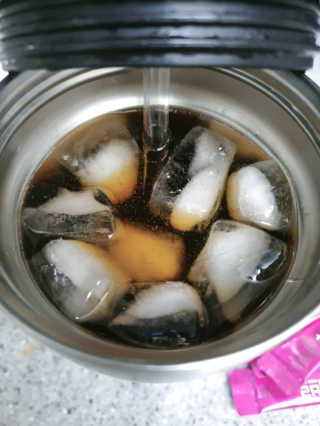 한국맥널티 아이브루 헤이즐넛향 100T — 5점을 준 리뷰어가 2019년 10월 올린 사용 사진