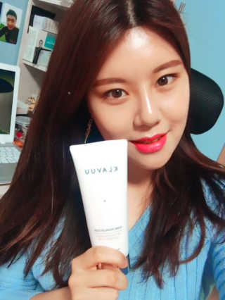 클라뷰 리바이탈라이징 페이셜 클렌징 폼 — 4점을 준 리뷰어가 2016년 12월 올린 사용 사진