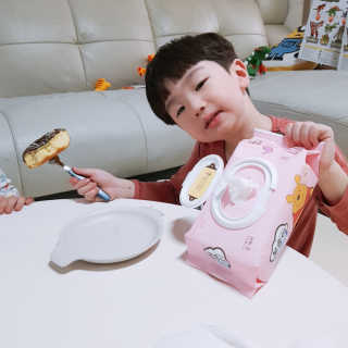 보솜이 아기물티슈 베이비케어 푸에디션 캡 74매 10입 — 5점을 준 리뷰어가 2019년 4월 올린 사용 사진