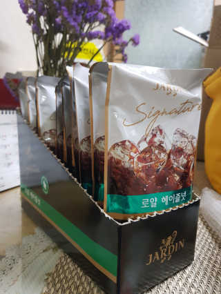 (주)쟈뎅 쟈뎅 시그니처 블랙, 헤이즐넛 230ml — 4점을 준 리뷰어가 2018년 7월 올린 사용 사진