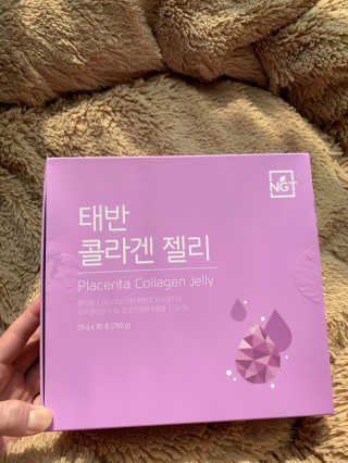 네츄럴굿띵스 태반 콜라겐 젤리 15포 — 5점을 준 리뷰어가 2019년 3월 올린 사용 사진