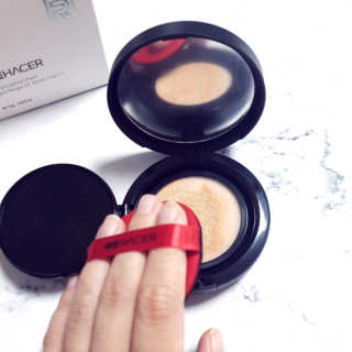 리하셀 아우라 쿠션 팩트 21호,23호 SPF50+ PA++++ — 4점을 준 리뷰어가 2019년 10월 올린 사용 사진