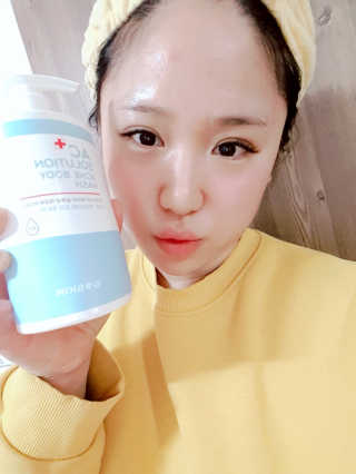 지나인스킨 AC+ 솔루션 아크네 바디워시 — 5점을 준 리뷰어가 2019년 11월 올린 사용 사진