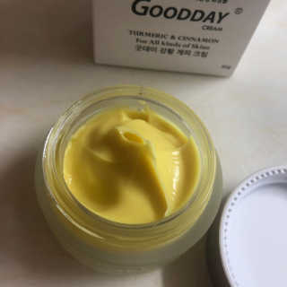 GoodDay Skincare GoodDay 강황 크림 — 5점을 준 리뷰어가 2019년 6월 올린 사용 사진