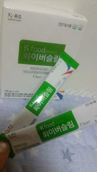 두루원 똥기사의 Kfood 화이버슬림 — 4.17점을 준 리뷰어가 2018년 7월 올린 사용 사진