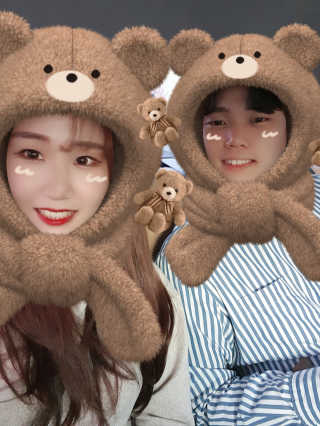 릴리바이레드 쥬시라이어 워터틴트 02 체리 크러쉬인 척 — 5점을 준 리뷰어가 2020년 3월 올린 사용 사진