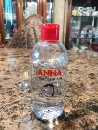 솔테라피 안나 트러블 토너 300ml — 2.5점을 준 리뷰어가 2019년 5월 올린 사용 사진