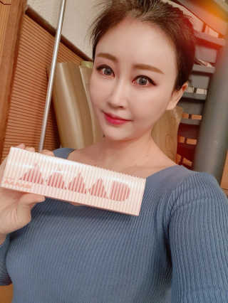 비비드스튜디오 아이 플래쉬 팔레트 NO.01 브릭 모먼트 — 5점을 준 리뷰어가 2020년 3월 올린 사용 사진