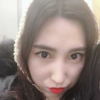[블랙루즈] 에어 핏 벨벳틴트 시즌1 7종 중 택1+랜덤1 — 5점을 준 리뷰어가 2018년 11월 올린 사용 사진