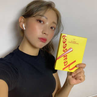 MLB COSMETICS [MLB PLAY] 톤업 화이트닝 마스크 1BOX — 5점을 준 리뷰어가 2019년 9월 올린 사용 사진