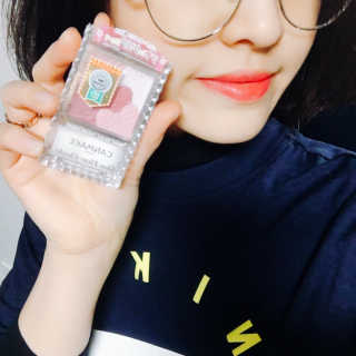 캔메이크 글로우 플로어 치크 09호 버건디플라워 — 5점을 준 리뷰어가 2019년 2월 올린 사용 사진