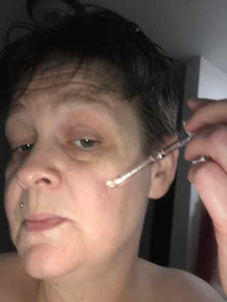 [마녀 공장] 발가락 토미 니아신 에센스 50ml — 5점을 준 리뷰어가 2019년 4월 올린 사용 사진
