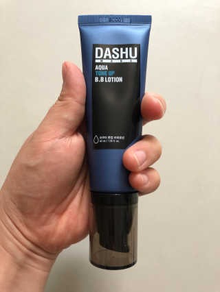 다슈코리아 다슈 맨즈 톤 업 비비로션 40ml — 4.67점을 준 리뷰어가 2018년 7월 올린 사용 사진