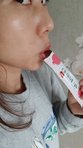 광희생활건강 석류는 콜라겐을 품고 — 4점을 준 리뷰어가 2020년 1월 올린 사용 사진