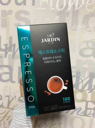 (주)쟈뎅 쟈뎅 에스프레소 스틱 아메리카노 블랙 — 4.33점을 준 리뷰어가 2018년 10월 올린 사용 사진