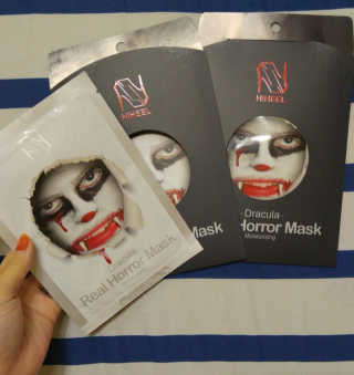 하이힐 리얼 호러마스크팩, HiHEEL REAL HORROR MASKPACK 하이힐 리얼 호러마스크팩-드라큐라 — 3.5점을 준 리뷰어가 2016년 12월 올린 사용 사진