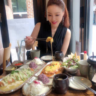 [이끼롤까스 가로수길점] 3만원 이용권 — 5점을 준 리뷰어가 2019년 8월 올린 사용 사진