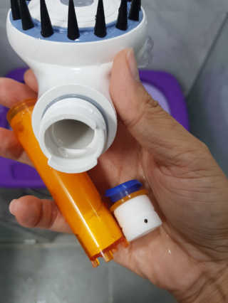 리제타 두피케어 비타샤워 — 5점을 준 리뷰어가 2019년 10월 올린 사용 사진