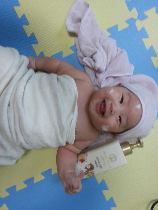 베비언스 산양유 애착 로션 리뷰 사진