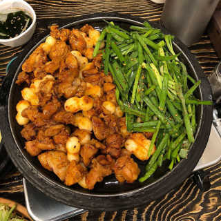 고향원조숯불닭갈비 [고향산천원조숯불닭갈비] 뼈없는 숯불닭갈비 2인세트 — 4.67점을 준 리뷰어가 2018년 9월 올린 사용 사진