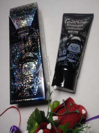 엘리자베카 Elizavecca  LongoLongo Gronique Diamond Mask Pack — 1.67점을 준 리뷰어가 2018년 6월 올린 사용 사진
