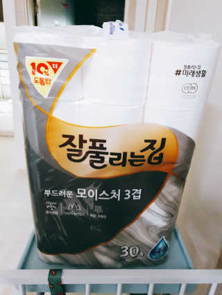 잘풀리는집 부드러운 모이스처 3겹 화장지 30롤 — 5점을 준 리뷰어가 2019년 9월 올린 사용 사진