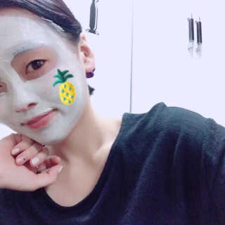 스킨스보니 요구르트 보니미니 워시오프 머드팩 — 5점을 준 리뷰어가 2017년 10월 올린 사용 사진