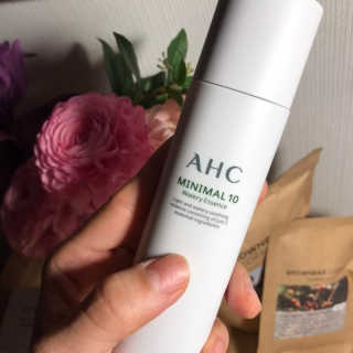 AHC 에이 에이치 씨 미니멀 10 워터리 에센스 — 5점을 준 리뷰어가 2018년 11월 올린 사용 사진
