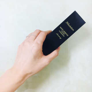 JM솔루션 물광 커버 파운데이션 럭셔리 — 5점을 준 리뷰어가 2018년 12월 올린 사용 사진