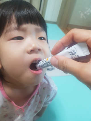 네츄럴굿띵스 퓨어 키즈 프로바이오틱스 60포 — 4점을 준 리뷰어가 2020년 3월 올린 사용 사진