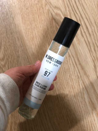 더블유드레스룸 드레스퍼퓸 150ml — 5점을 준 리뷰어가 2018년 12월 올린 사용 사진